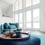 Loheide Modern Retreat