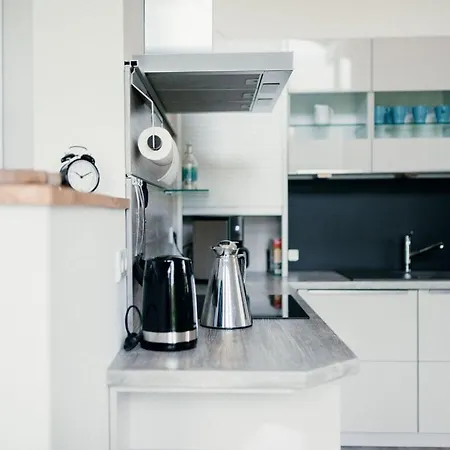 Loheide Modern Retreat