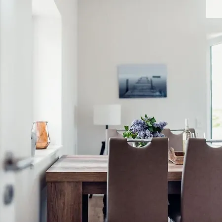 Loheide Modern Retreat